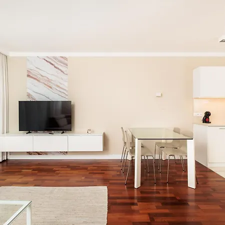 City Of The Kings - Solaris Apartment-2